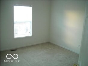 998 3rd Ave NW in Carmel, IN - Building Photo - Building Photo