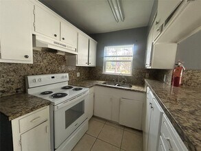 6702 Biggs Ct in Houston, TX - Building Photo - Building Photo