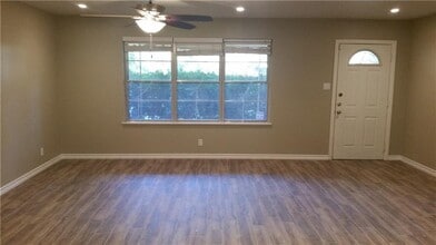 4712 Frontier Trail in Austin, TX - Building Photo - Building Photo