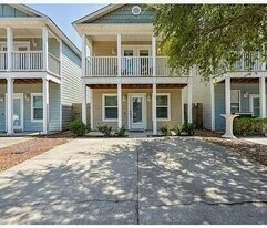 8631 Marlin Pl in Panama City Beach, FL - Building Photo