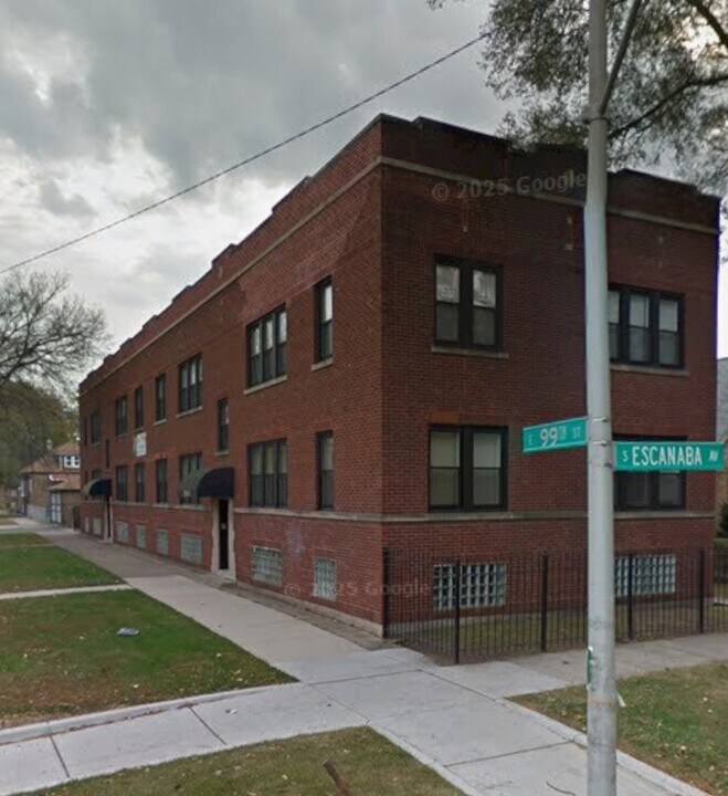 2905 E 99th St in Chicago, IL - Building Photo