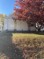 2341 S 4th St in Springfield, IL - Building Photo