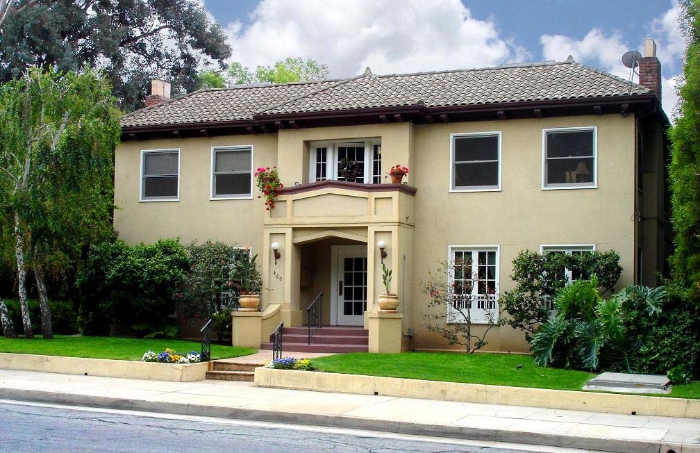 454 W California Blvd in Pasadena, CA - Foto de edificio