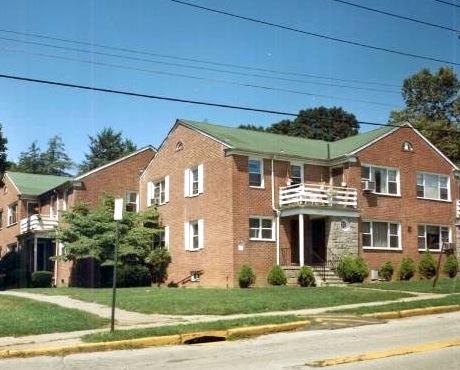 Sleepy Hollow Gardens in Tarrytown, NY - Building Photo