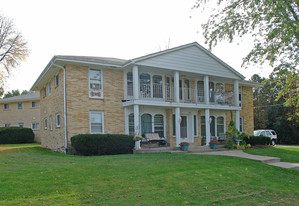 3832 Wyoming Way Apartments