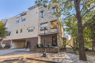 2928 State St in Dallas, TX - Building Photo