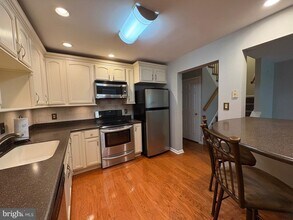 5603 Spruce Mill Dr in Morrisville, PA - Building Photo - Building Photo