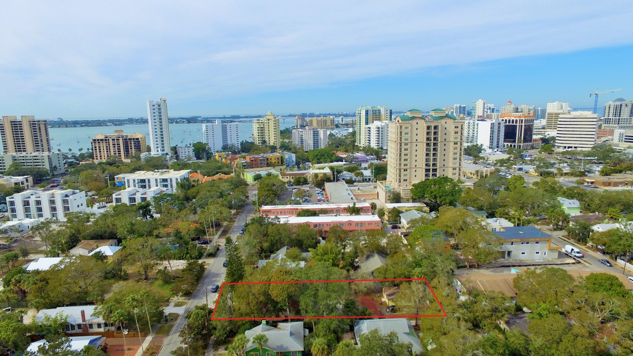 Downtown Sarasota Development Opt w/ Income in Sarasota, FL - Building Photo