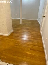 83 Pleasant St, Unit B in Brookline, MA - Building Photo - Building Photo