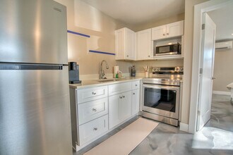 126 Mango St in Fort Myers Beach, FL - Building Photo - Building Photo