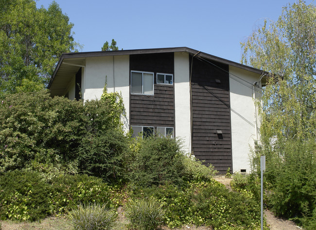 160 Arana Dr in Martinez, CA - Building Photo - Building Photo