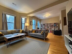 4633 N Kenmore Ave in Chicago, IL - Building Photo - Building Photo