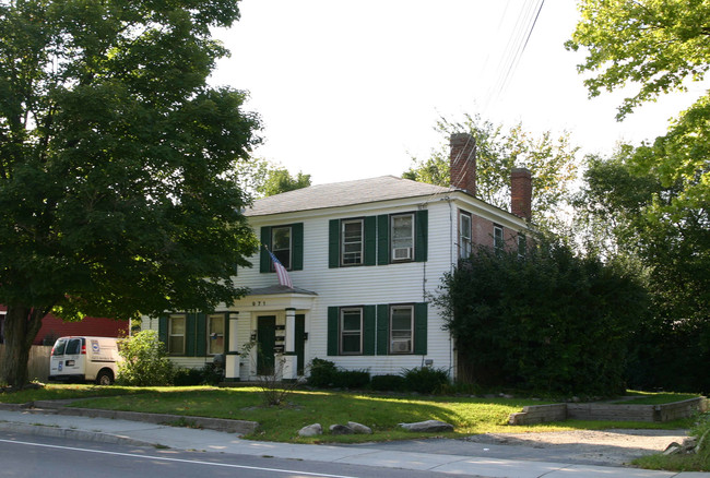 971 Waverly St in Framingham, MA - Building Photo - Building Photo