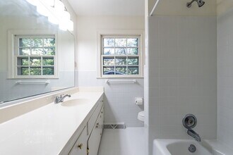 4718 Rembert Dr in Raleigh, NC - Building Photo - Building Photo