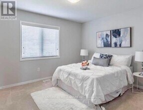 50 Munro Cir in Brantford, ON - Building Photo - Building Photo