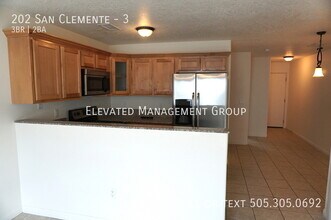 202 San Clemente Ave NW in Albuquerque, NM - Building Photo - Building Photo