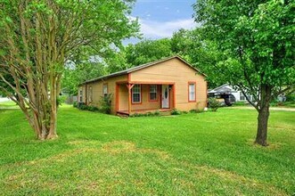 417 Main St in Pottsboro, TX - Building Photo - Building Photo