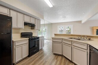 1717 Parkfield Cove in Round Rock, TX - Building Photo - Building Photo