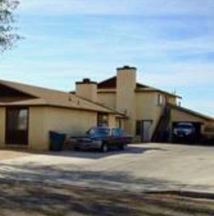 337 S Sunset St in Ridgecrest, CA - Building Photo