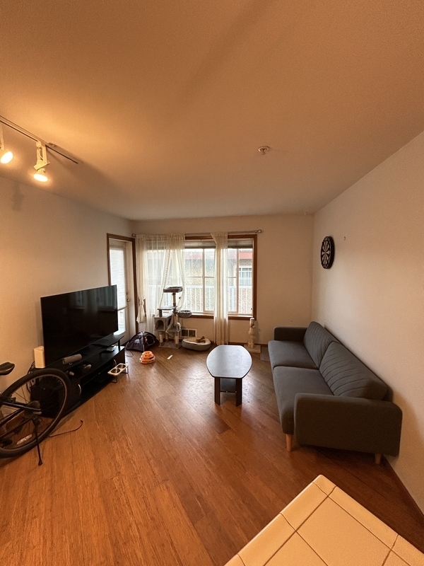 2111 Waverly Pl N in Seattle, WA - Building Photo - Building Photo