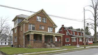 360-362 S Main St Apartments