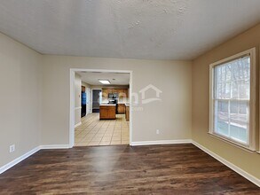 3115 Elizabeth Ln in Snellville, GA - Building Photo - Building Photo