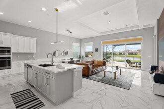 12136 Fortezza Way in Port St. Lucie, FL - Foto de edificio - Building Photo
