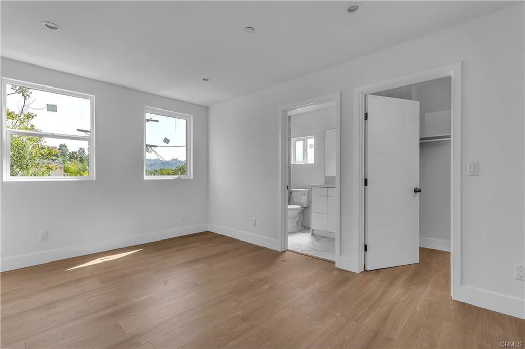 4455 Colfax Ave in Los Angeles, CA - Building Photo