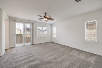 4372 Latitude Valley Ct in North Las Vegas, NV - Building Photo - Building Photo