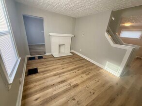 745 S Wayne Ave in Columbus, OH - Building Photo - Building Photo