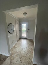 13807 Deerfield Crossing in Memphis, IN - Building Photo - Building Photo