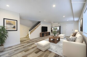 7443 Troost Ave in Los Angeles, CA - Building Photo - Building Photo