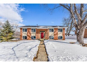 2740 Xylon Ave N-Unit -3 in Minneapolis, MN - Building Photo - Building Photo