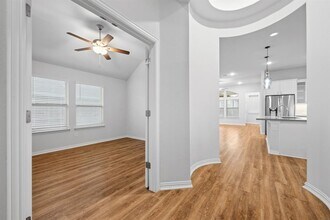 117 Switch Bud Dr in Buda, TX - Building Photo - Building Photo