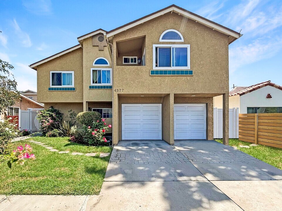 4377 Wilson Ave in San Diego, CA - Building Photo