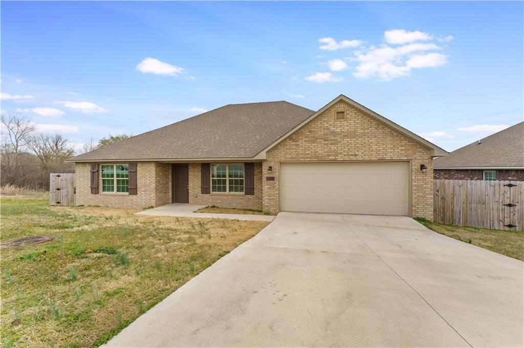 1008 Vista St in Gentry, AR - Building Photo