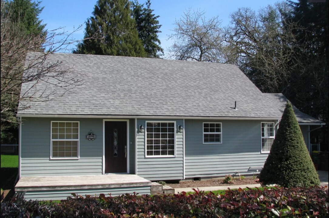 1535 Maple St in Forest Grove, OR - Building Photo
