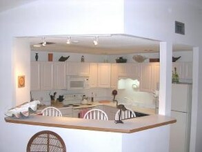 7 Lexington Ln E in Palm Beach Gardens, FL - Building Photo - Building Photo