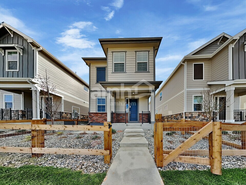 23642 E 3rd Pl in Aurora, CO - Building Photo