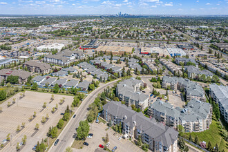 9704 174th St NW in Edmonton, AB - Building Photo - Building Photo