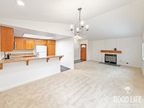 4140 Caminito Davila in San Diego, CA - Building Photo - Building Photo