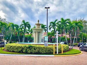 10276 Fox Trail Rd S in Royal Palm Beach, FL - Building Photo - Building Photo