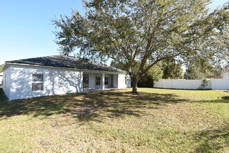 4 Lynn Pl in Palm Coast, FL - Building Photo - Building Photo