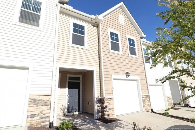 property at 5711 Woodlawn Dr