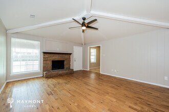 101 Chevy Chase Ln in Waxahachie, TX - Building Photo - Building Photo