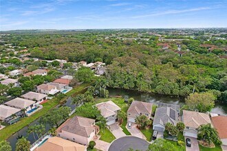1828 NW 48th Terrace in Coconut Creek, FL - Building Photo - Building Photo