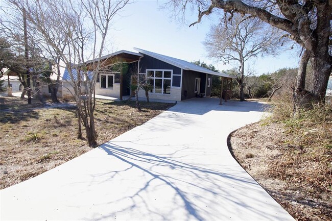 1240 Canyon Shores in Canyon Lake, TX - Building Photo - Building Photo