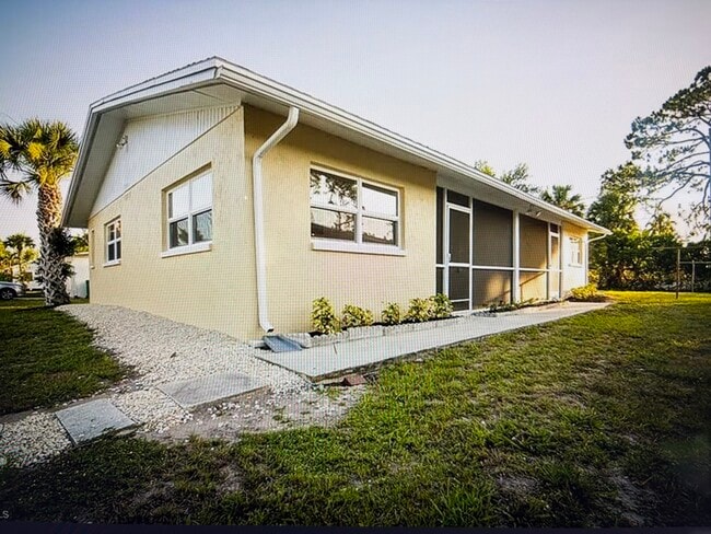 property at 4604 Normandy Dr