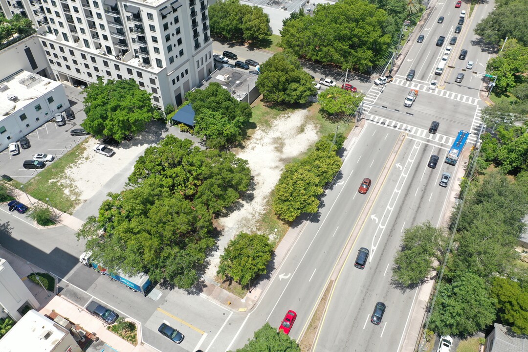 Gables Living in Coral Gables, FL - Foto de edificio