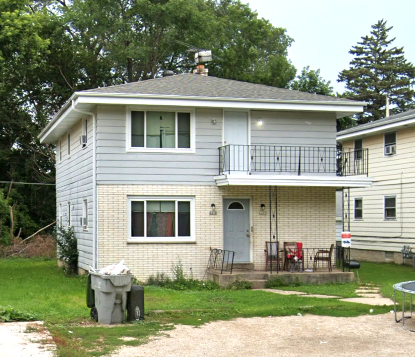 6408 N 58th St in Milwaukee, WI - Foto de edificio